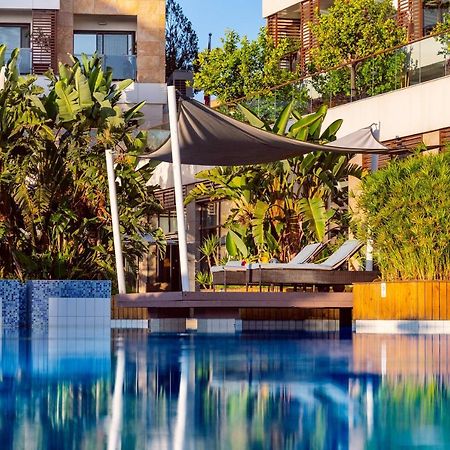 Blue Side Only Adult 16 Hotel Exterior photo